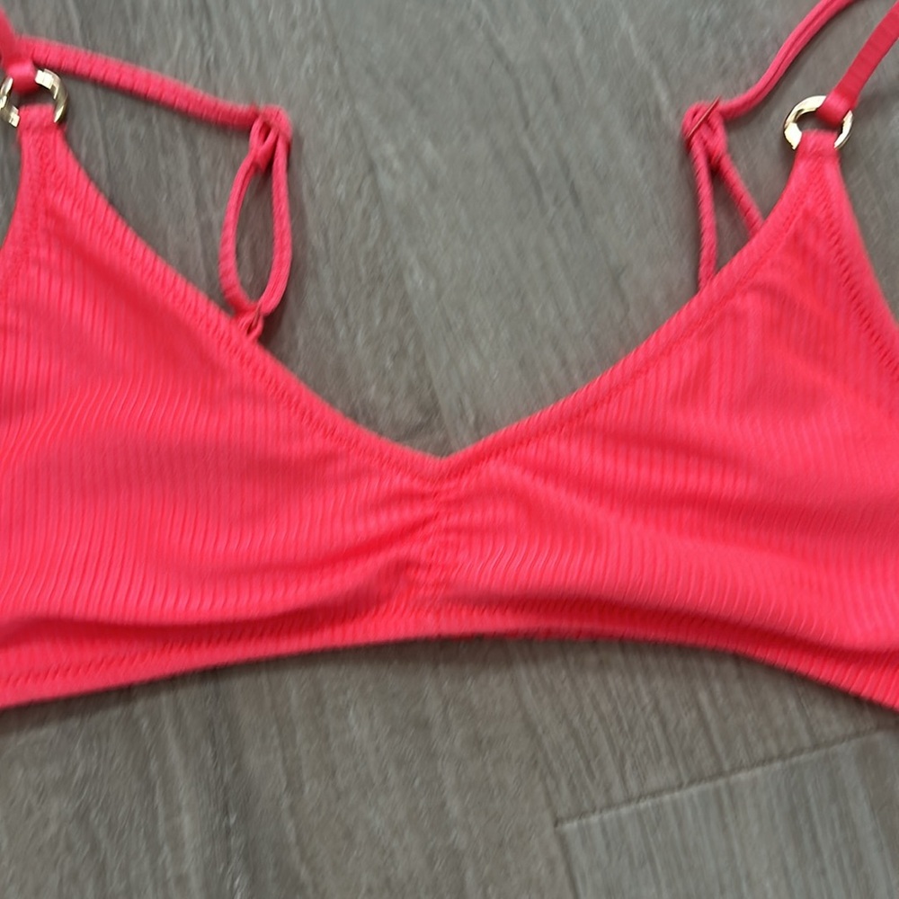 Brand New Aerie bathing suit top - Picture 2 of 10